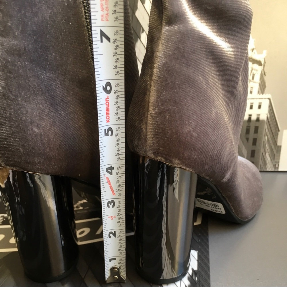 Women's  Aldo Boots - Picture 4 of 6